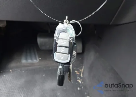 2010 Ford F-150 Fx4/Harley-Davidson/King Ranch/Lariat/Platinum/Xl/Xlt from USA, damaged, VIN 1FTFW1EVXAFB82047